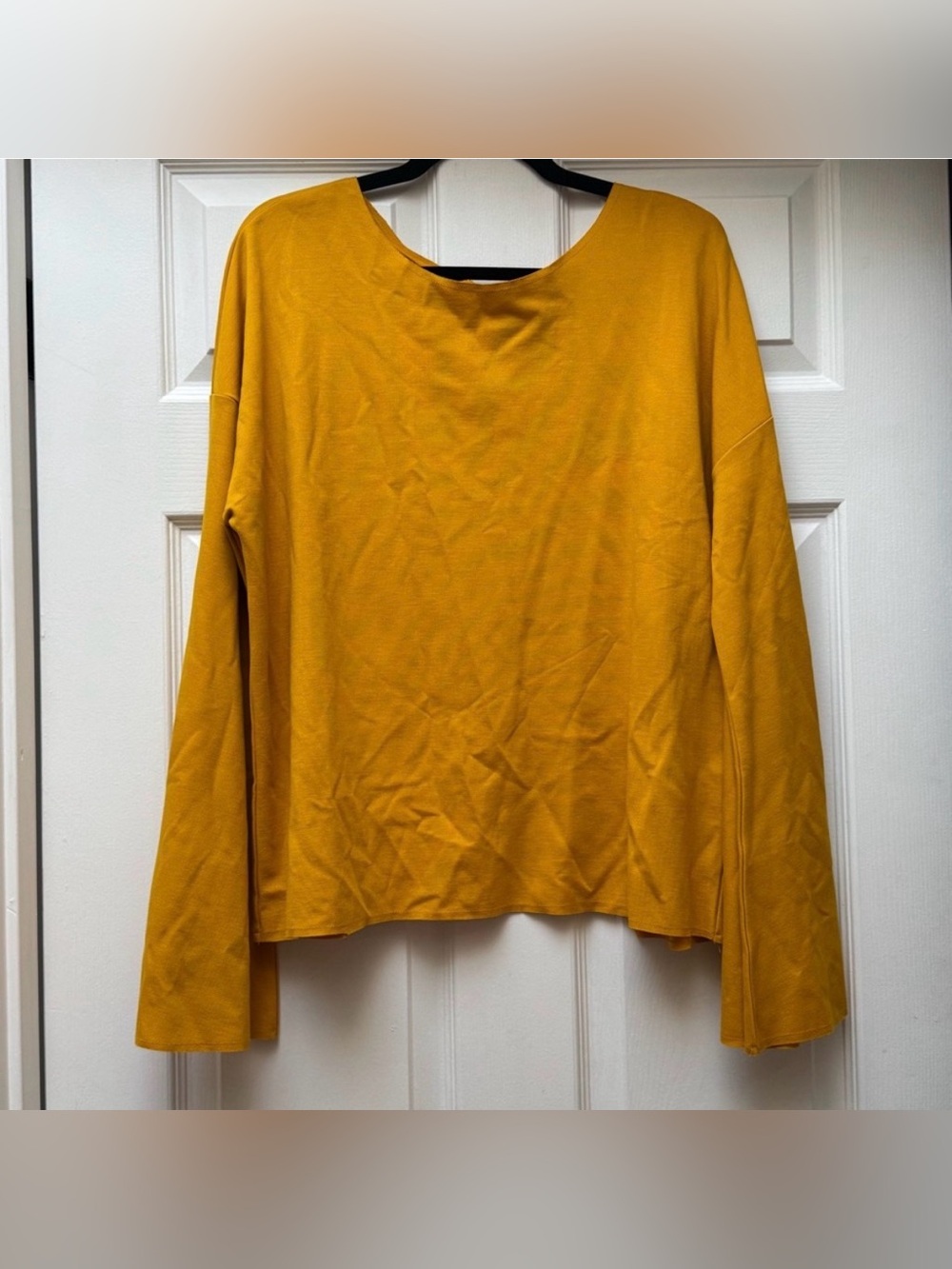 NWT Topshop Open Back Bell Sleeve Top, size 12 - Picture 1 of 4